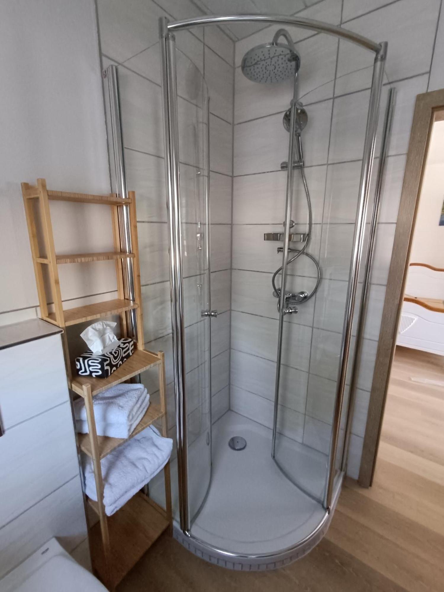 Apartamento Moselferienweingut Schaefer Wintrich Habitación foto